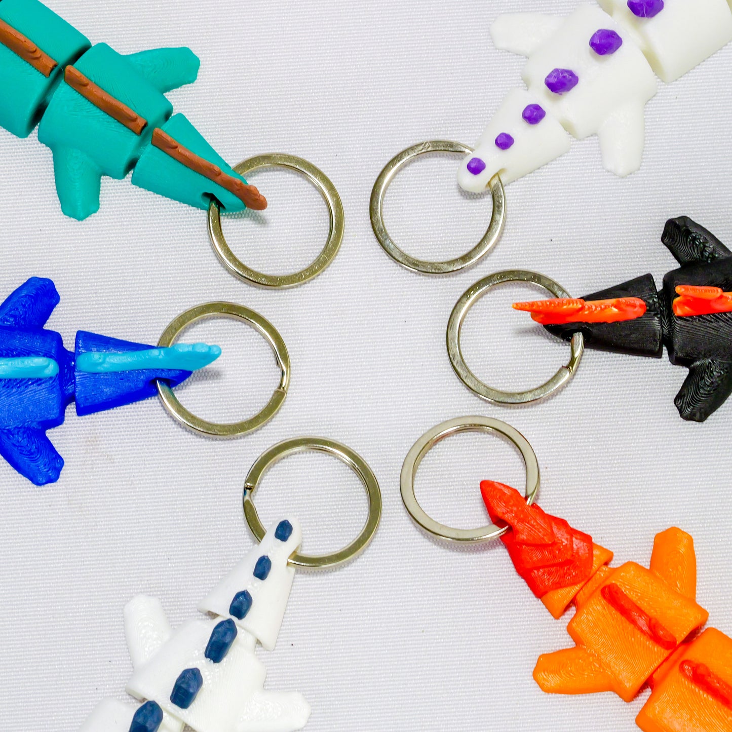 Bébé dragon de glace bleu